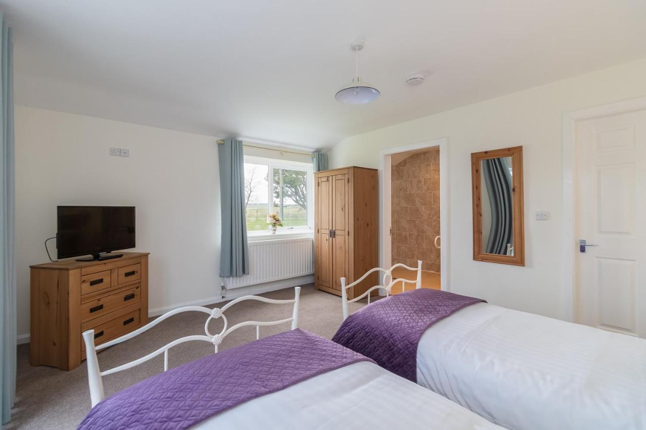 The Grainary Cottages Scarborough Bagian luar foto
