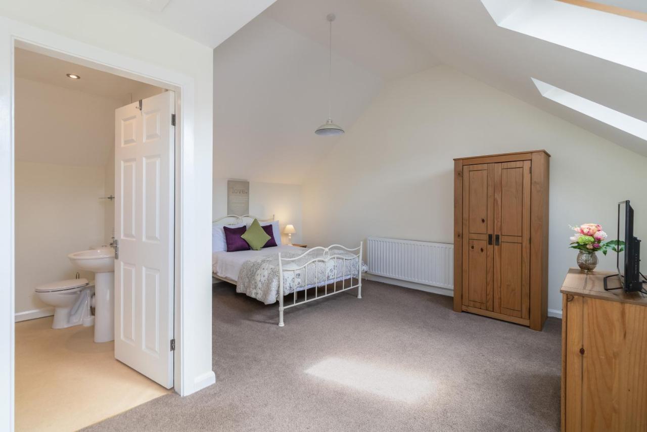 The Grainary Cottages Scarborough Bagian luar foto