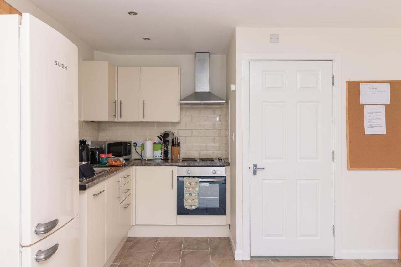 The Grainary Cottages Scarborough Bagian luar foto